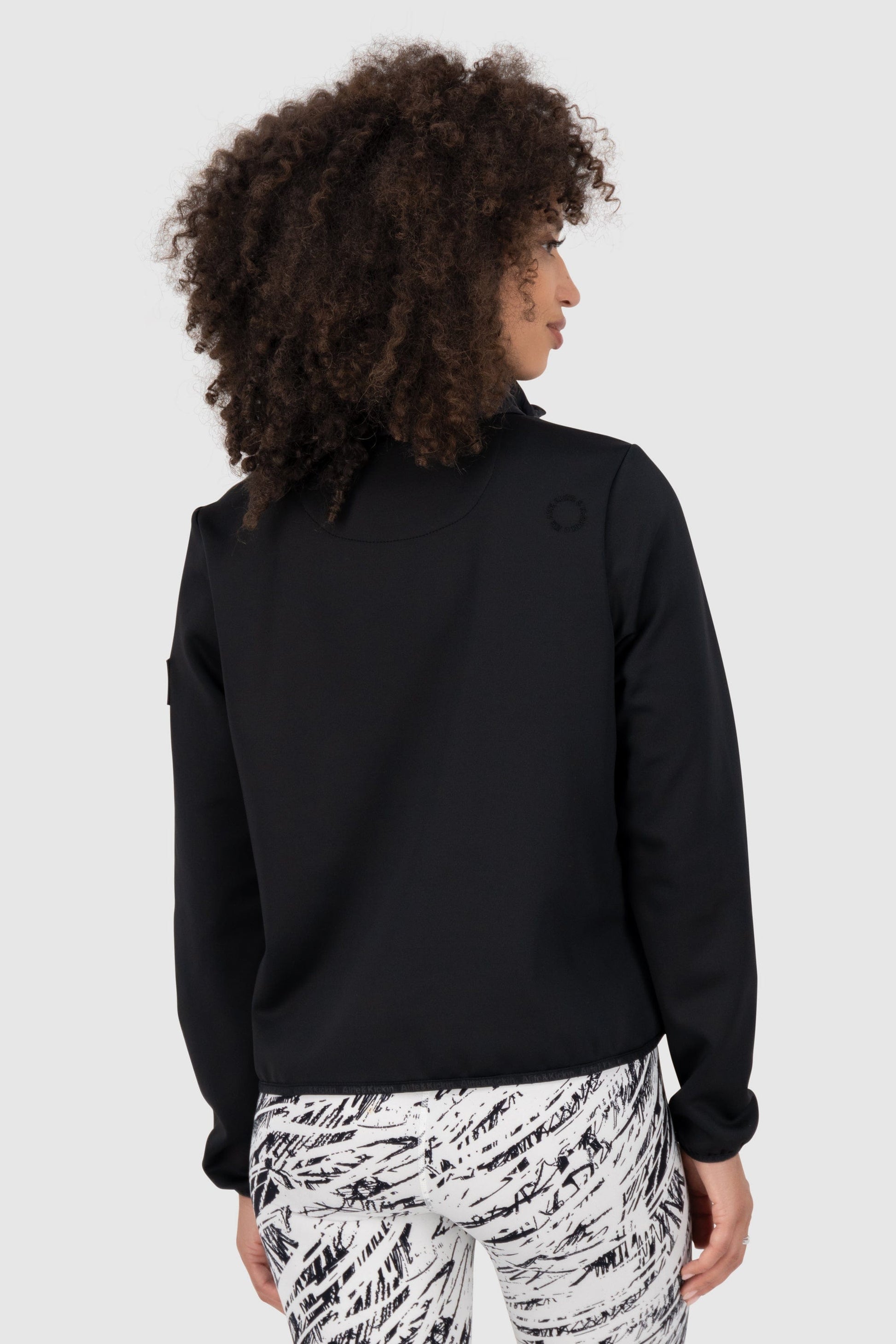 Alife & Kickin RunaAK A Hybrid
