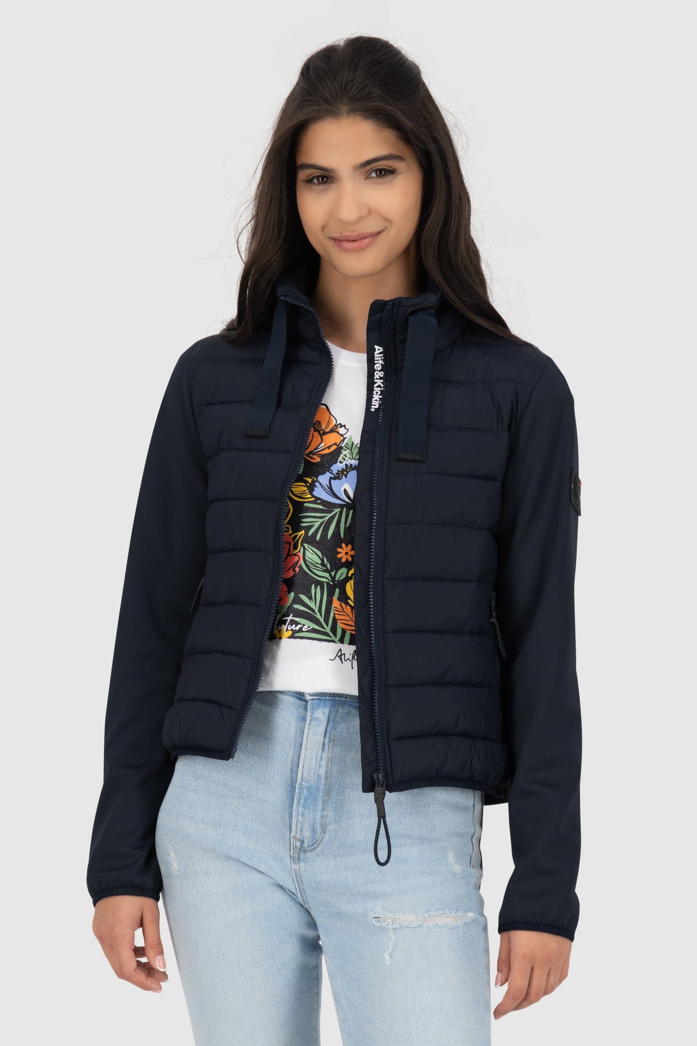 Marine / XS Alife & Kickin RunaAK A Hybrid