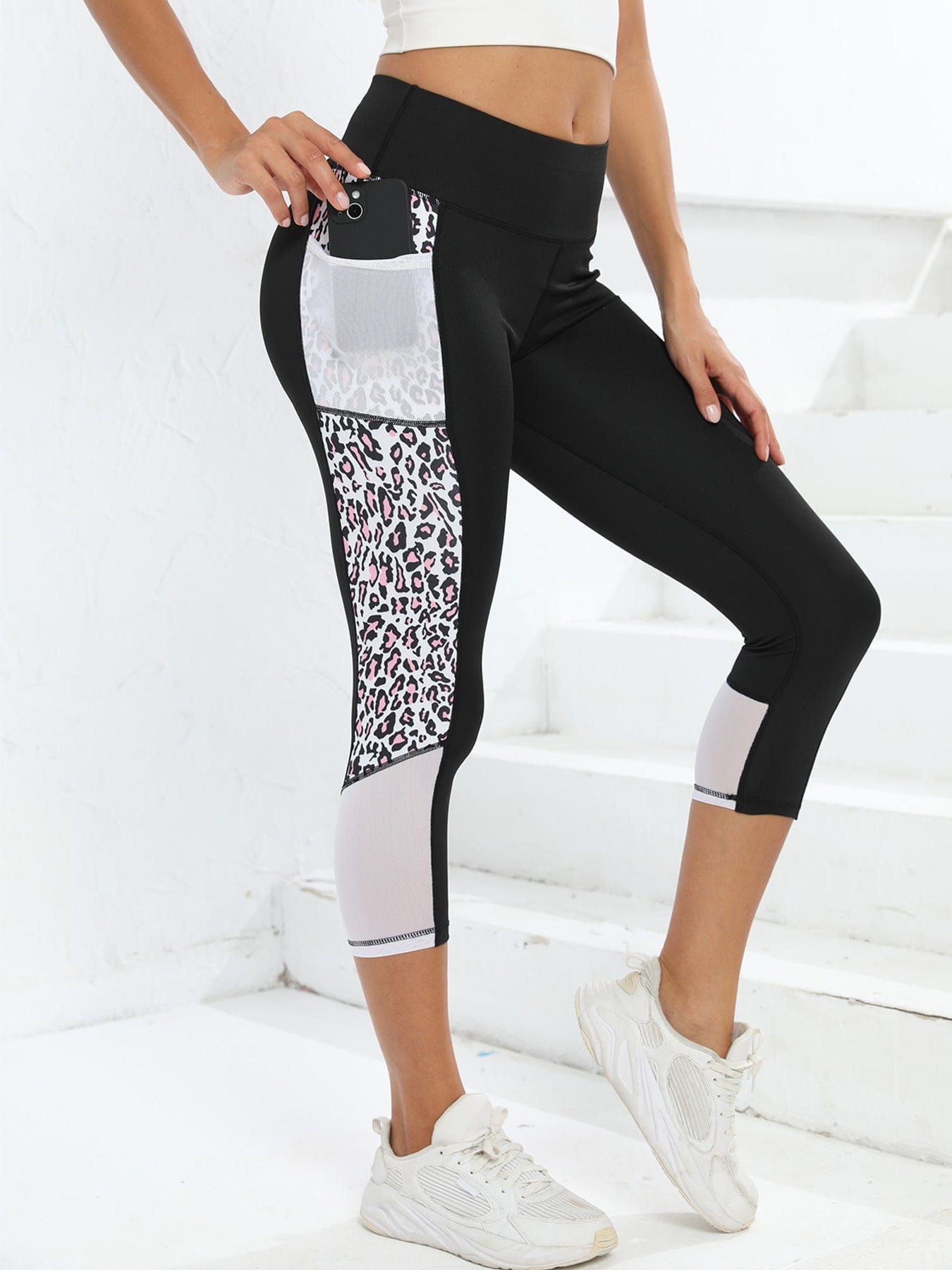 Weiß-Leopard / S Damen-Sport-Leggings, Hochwertige Yoga-Hose mit Prägedruck, blickdichte Sporthose mit Taschen